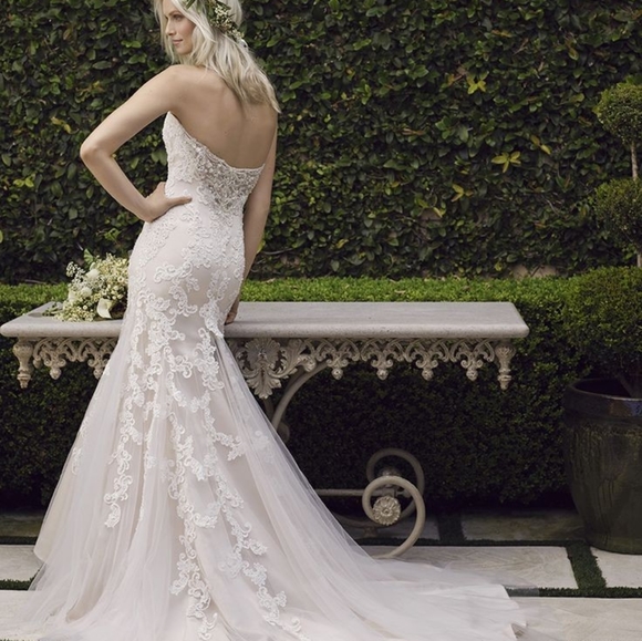 Casablanca Lotus Gown - Picture 1 of 4